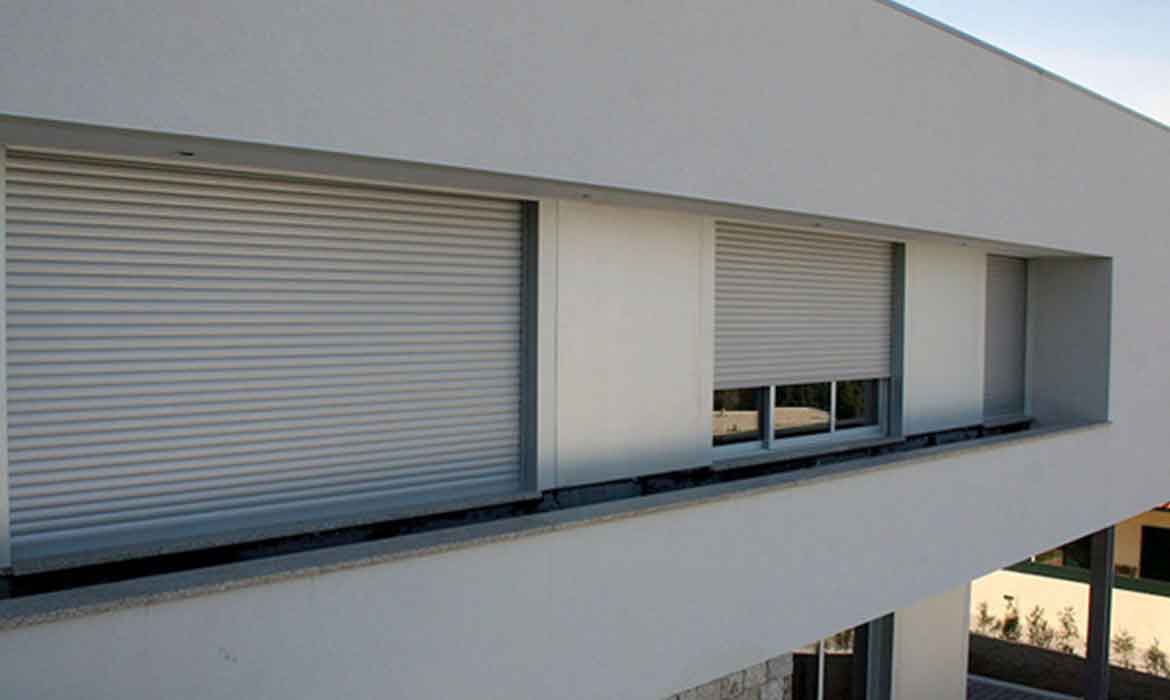  Estores de Alumínio Térmicos / PVC